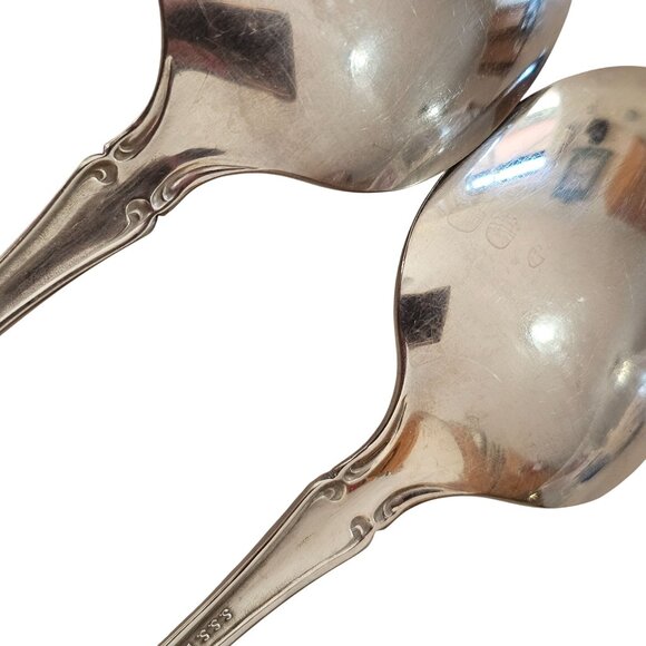 2 Oneida Renoir Pembrooke Serving Spoons 8.5" SS pierced 90s vtg Baroque flaw - Picture 11 of 12